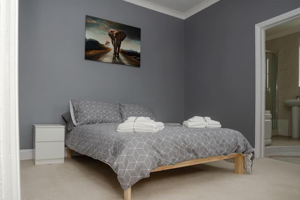Peaceful & Spacious Family Home In Eastbourne! 外观 照片